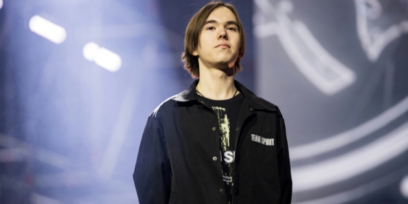 微博加入LPL战场，SN官宣改名为WBG